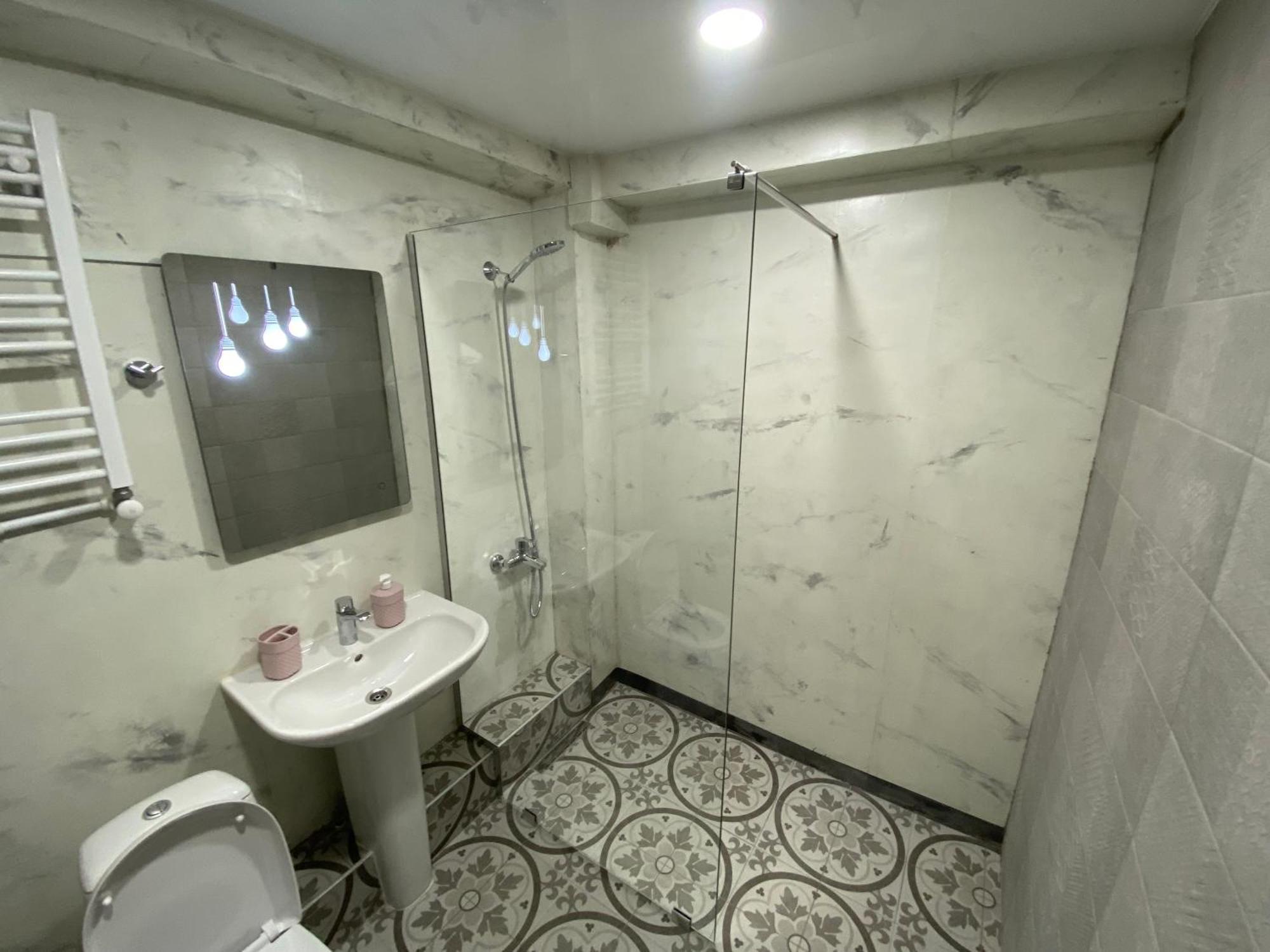Dorm Kutaisi Hostel ภายนอก รูปภาพ